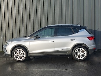 Used SEAT Arona 2024 for sale - 76427411: Photo