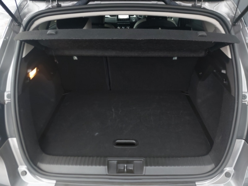 Used Renault Captur 2021 for sale - 77472202: Photo 8