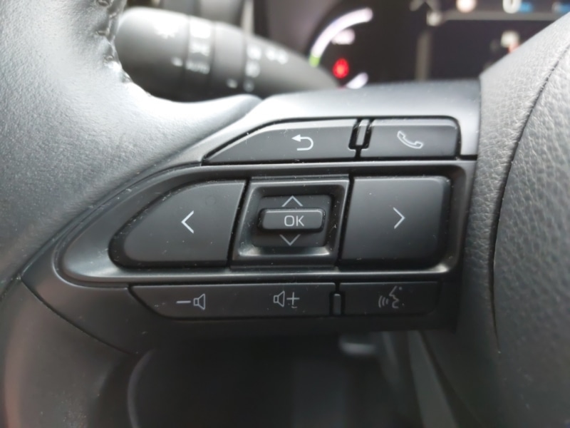 Used Toyota Yaris Cross 2022 for sale - 76959239: Photo 16