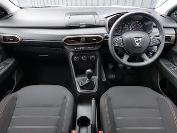 Used Dacia Sandero Stepway 2022 for sale - 76450764: Photo