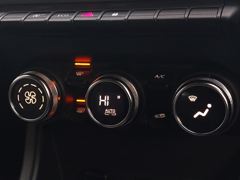 Used Renault Captur 2022 for sale - 76630601: Photo 13