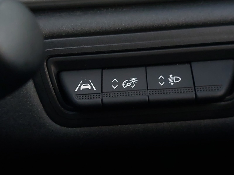 Used Renault Captur 2022 for sale - 76630601: Photo 19