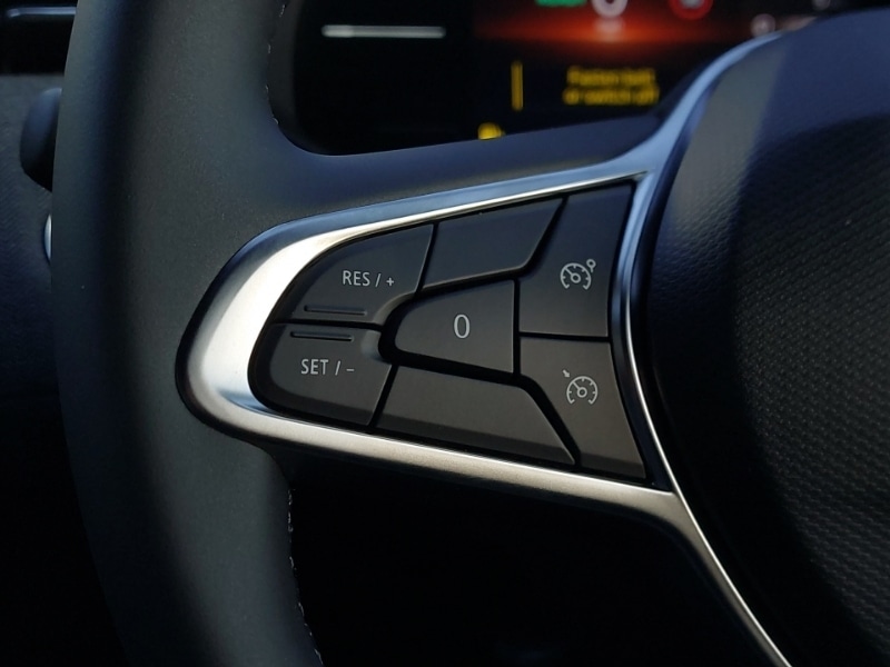 Used Renault Clio 2025 for sale - 76920236: Photo 17