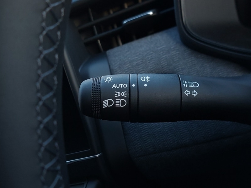 Used Renault Clio 2025 for sale - 76920236: Photo 19