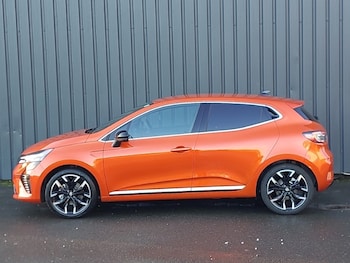 Used Renault Clio 2025 for sale - 76920236: Photo