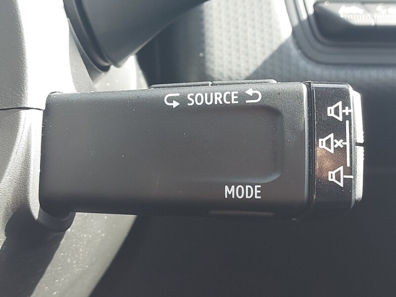 Used Renault Clio 2023 for sale - 77933567: Photo 19