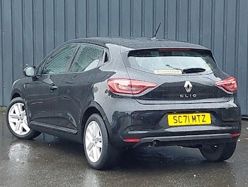 Used Renault Clio 2021 for sale - 76566891: Photo