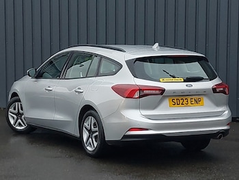 Used Ford Focus 2023 for sale - 77352871: Photo