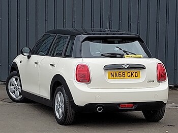 Used MINI Hatch 2018 for sale - 77611122: Photo