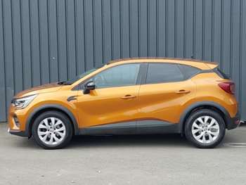 Used Renault Captur 2022 for sale - 74914035: Photo