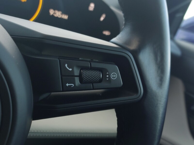 Used Porsche Taycan 2020 for sale - 76533289: Photo 18