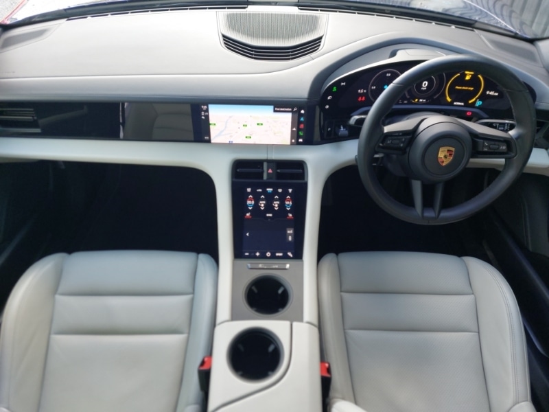 Used Porsche Taycan 2020 for sale - 76533289: Photo 2