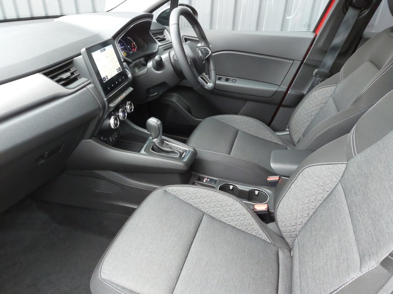 Used Renault Captur 2023 for sale - 77644425: Photo 5