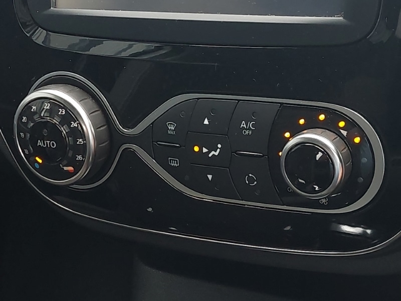 Used Renault Captur 2017 for sale - 76624336: Photo 15