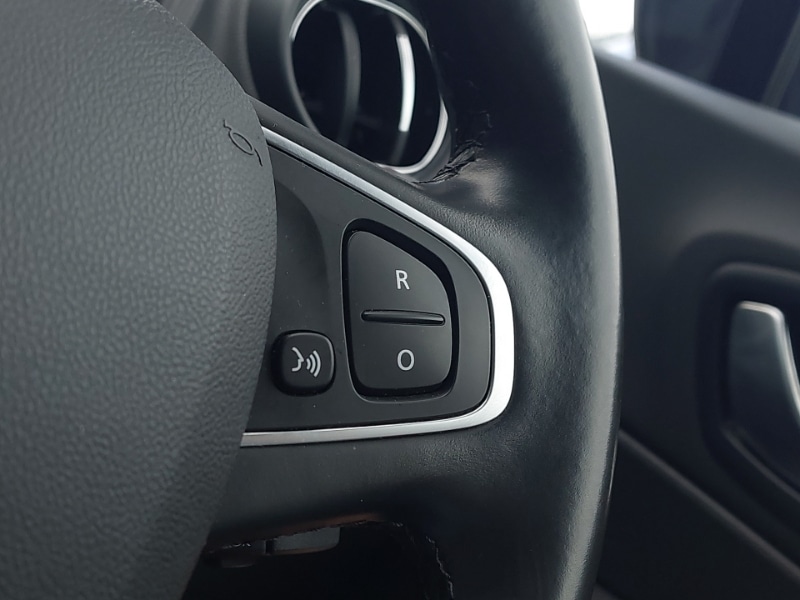 Used Renault Captur 2017 for sale - 76624336: Photo 18