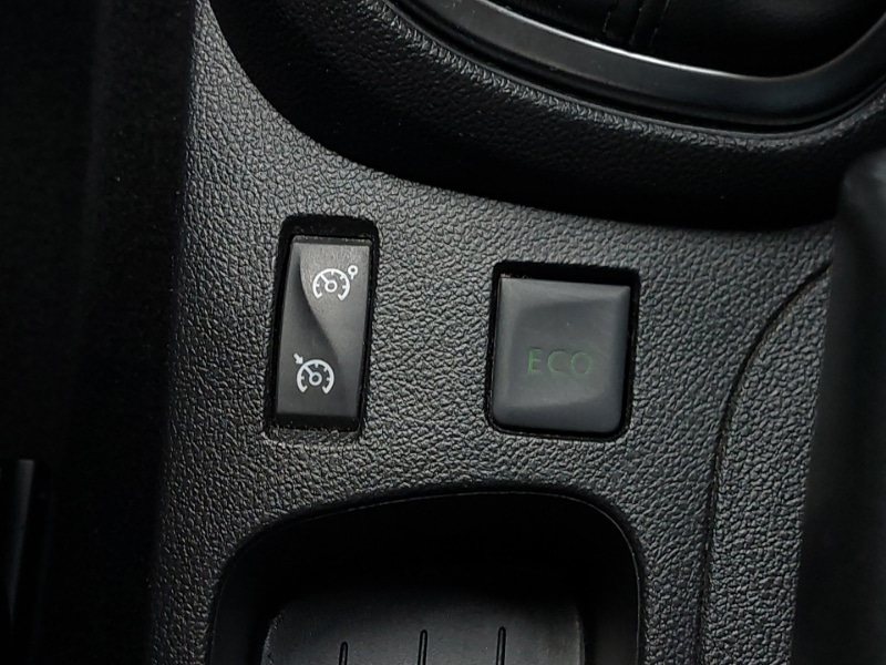 Used Renault Captur 2017 for sale - 76624336: Photo 19