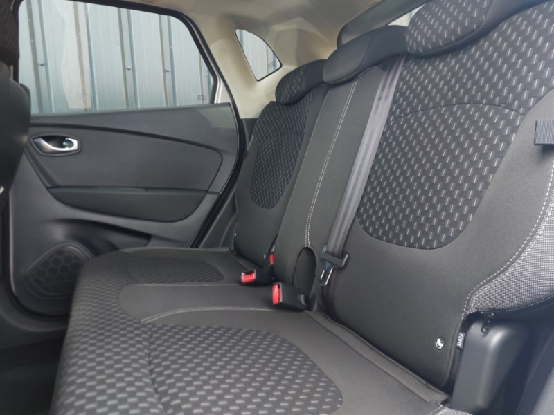 Used Renault Captur 2017 for sale - 76624336: Photo 6