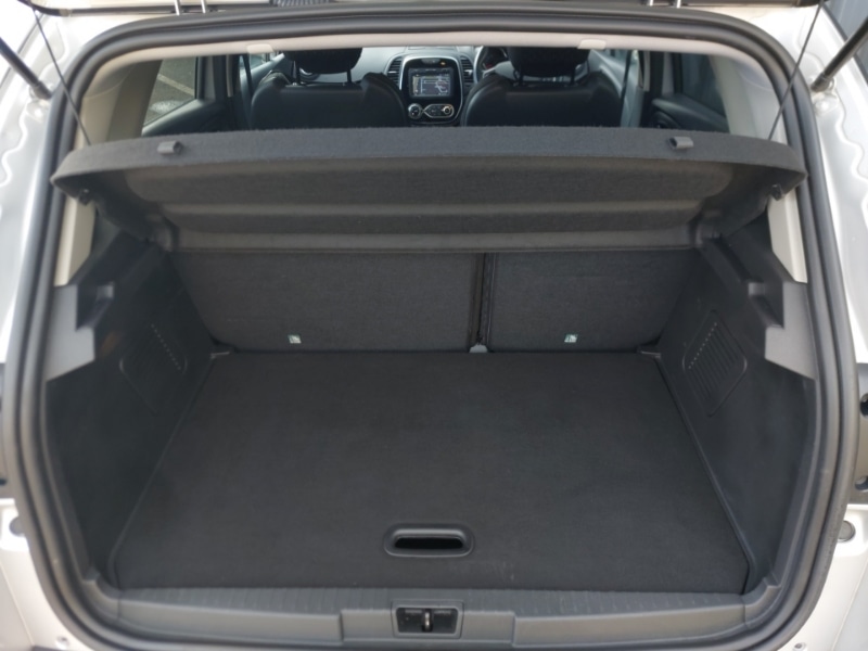 Used Renault Captur 2017 for sale - 76624336: Photo 8