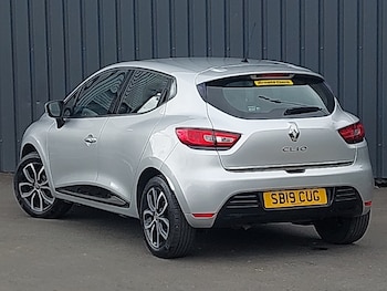Used Renault Clio 2019 for sale - 75669010: Photo