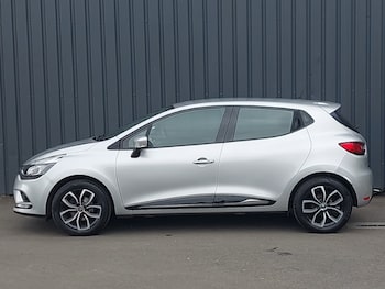 Used Renault Clio 2019 for sale - 75669010: Photo