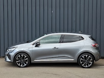 Used Renault Clio 2025 for sale - 79153277: Photo
