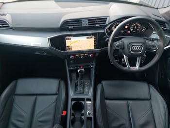 Used Audi Q3 2024 for sale - 78062511: Photo