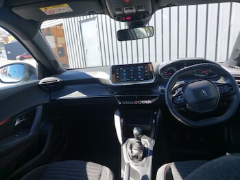 Used Peugeot 2008 2023 for sale - 78440214: Photo