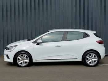 Used Renault Clio 2020 for sale - 74940583: Photo