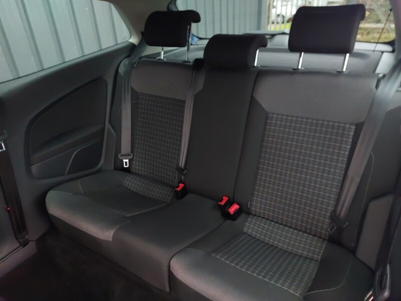 Used Volkswagen Polo 2017 for sale - 76816132: Photo 6