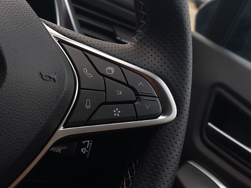 Used Renault Captur 2024 for sale - 76498260: Photo 19