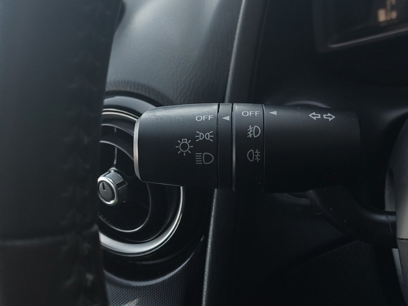 Used Mazda Mazda2 2016 for sale - 76695773: Photo 17