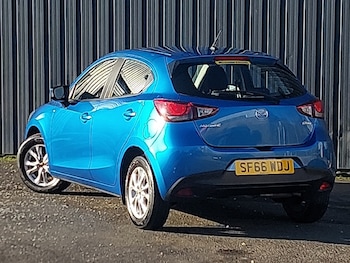 Used Mazda Mazda2 2016 for sale - 76695773: Photo