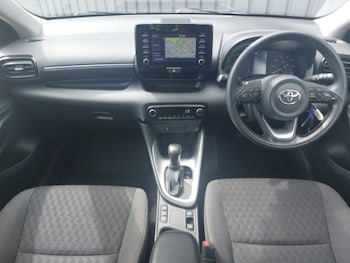 Used Toyota Yaris 2023 for sale - 78642746: Photo