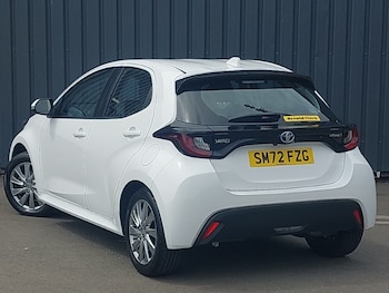 Used Toyota Yaris 2023 for sale - 78642746: Photo