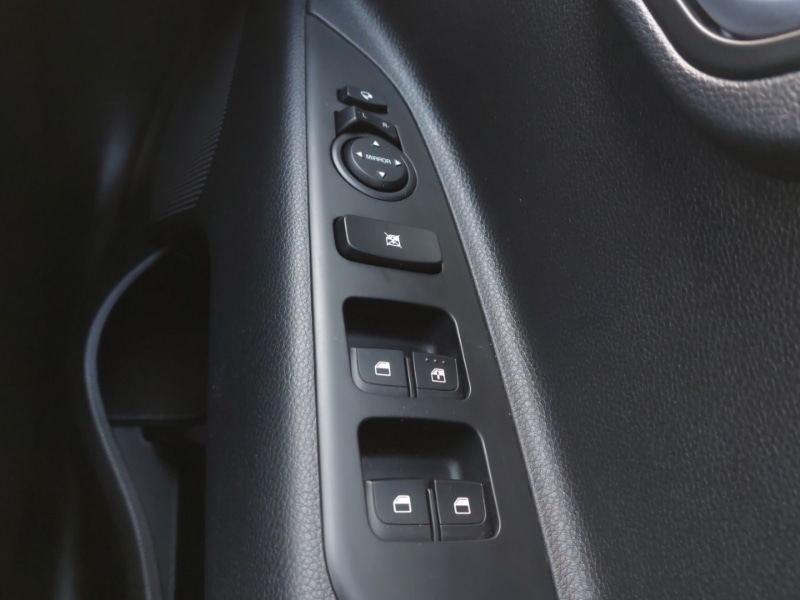 Used Kia Stonic 2022 for sale - 77047148: Photo 19