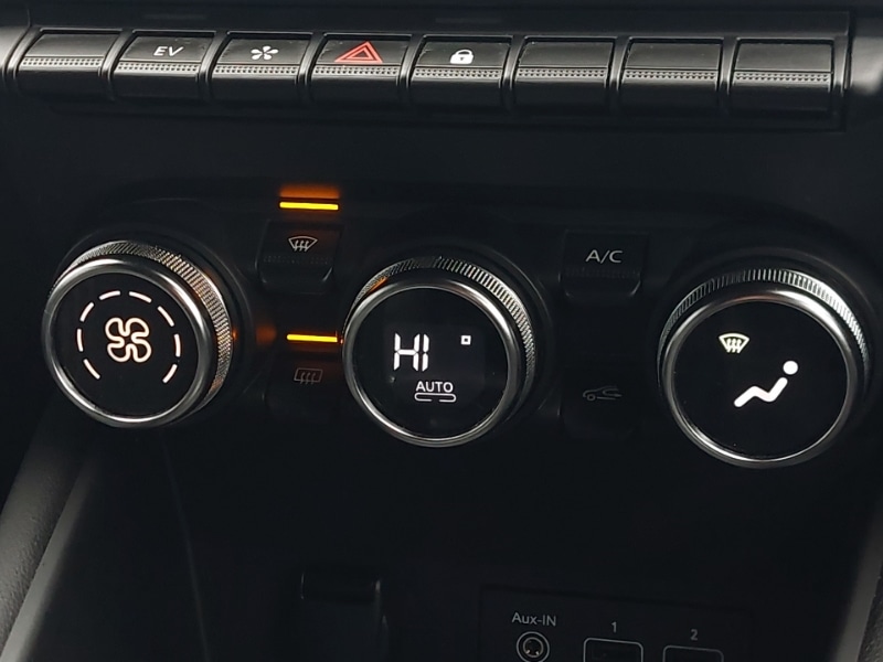 Used Renault Captur 2023 for sale - 76548877: Photo 16