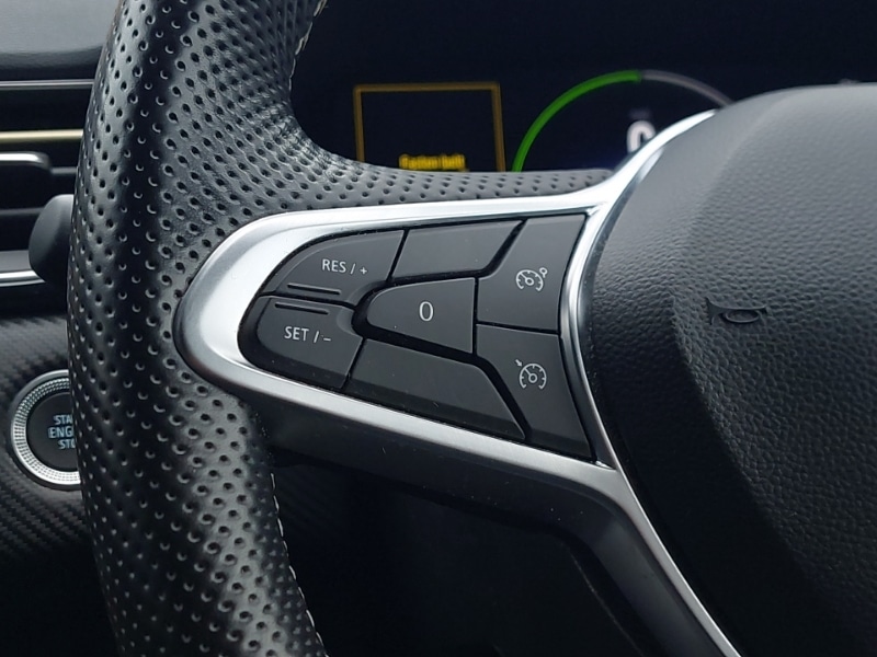 Used Renault Captur 2023 for sale - 76548877: Photo 18