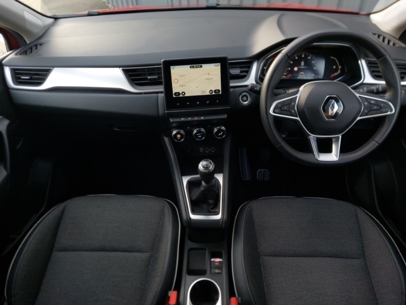 Used Renault Captur 2022 for sale - 76556282: Photo 2