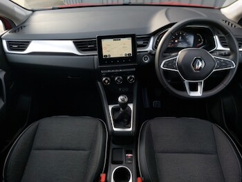 Used Renault Captur 2022 for sale - 76556282: Photo