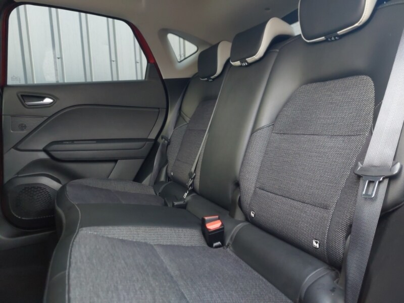 Used Renault Captur 2022 for sale - 76556282: Photo 6