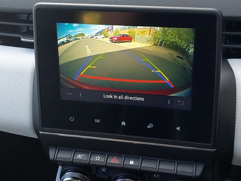 Used Renault Clio 2022 for sale - 76630753: Photo 11