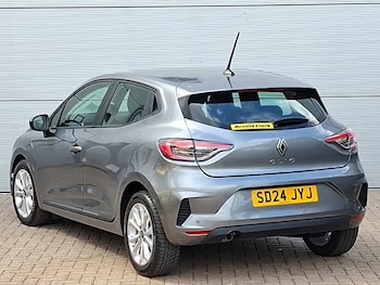 Used Renault Clio 2024 for sale - 79347872: Photo
