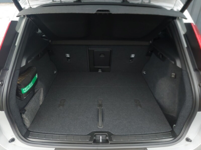 Used Volvo XC40 2025 for sale - 77518137: Photo 18