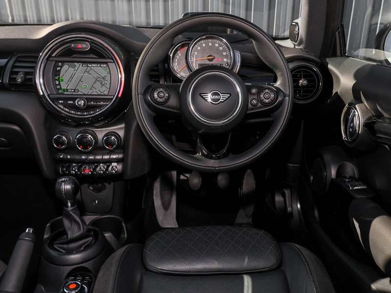 Used MINI Hatch 2018 for sale - 77548974: Photo 11