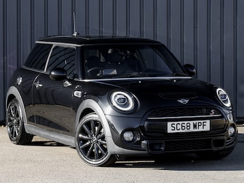 Used MINI Hatch 2018 for sale - 77548974: Photo