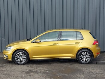 Used Volkswagen Golf 2018 for sale - 78203415: Photo