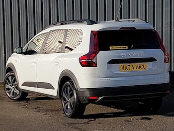 Used Dacia Jogger 2025 for sale - 76602314: Photo