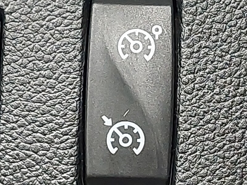 Used Renault Clio 2019 for sale - 78169847: Photo 16