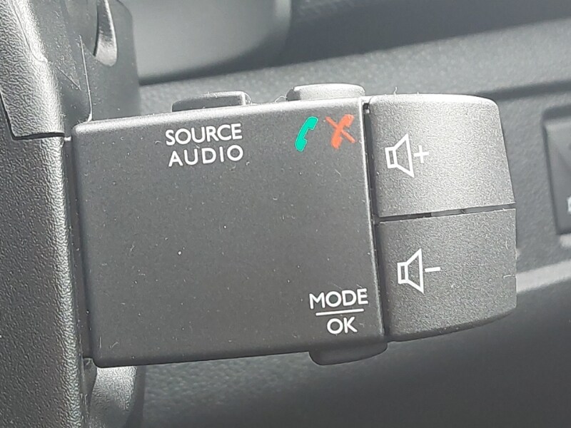 Used Renault Clio 2019 for sale - 78169847: Photo 19