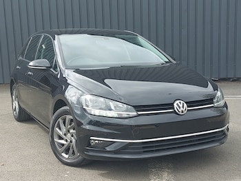 Used Volkswagen Golf 2019 for sale - 78440162: Photo